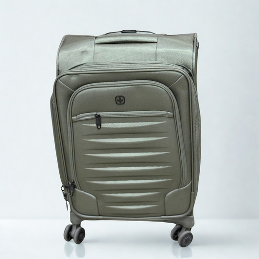 SwissGear Checklite 1‑Piece Softside Expandable Carry‑On Luggage – Green